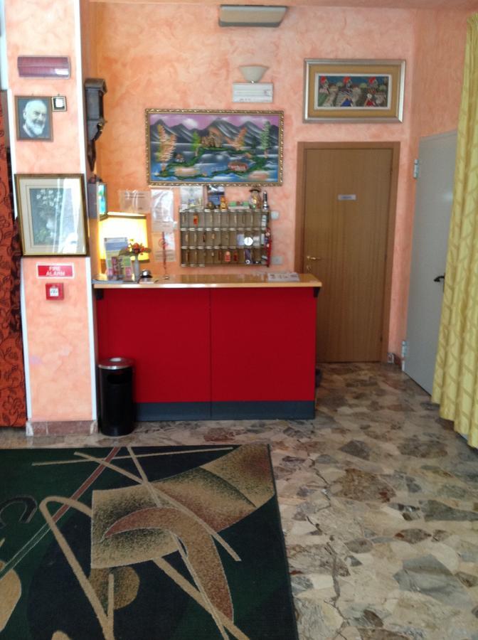 Hotel Rex Chianciano Terme Extérieur photo